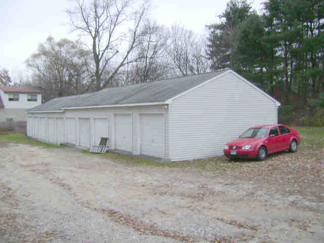 Building photograph for 481 DANBURY RD